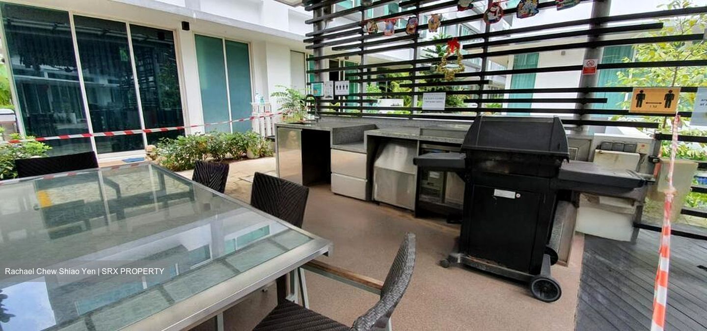 Sunrise Avenue (D28), Terrace #485427501